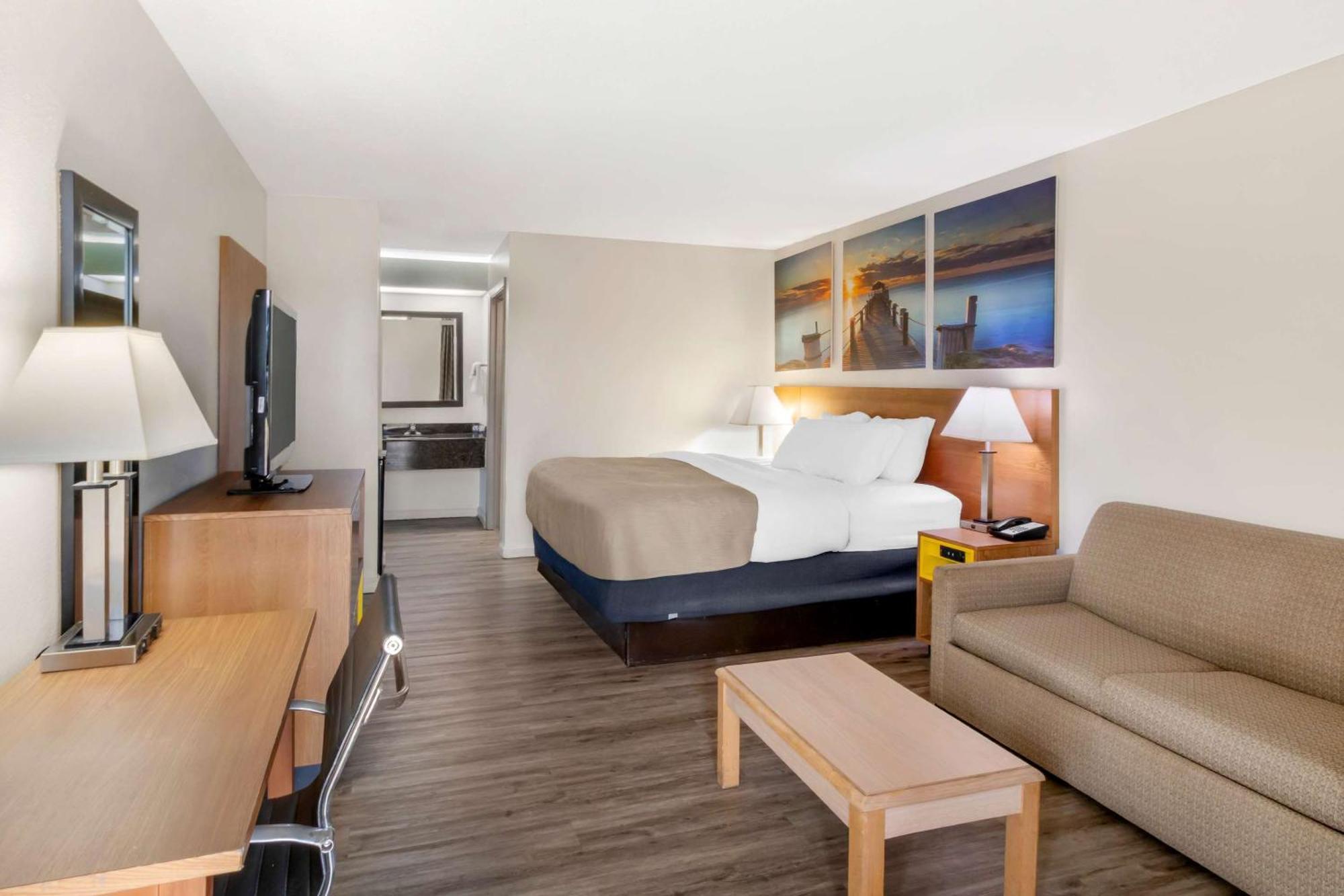 Quality Inn & Suites Decatur Priceville I-65 Eksteriør billede