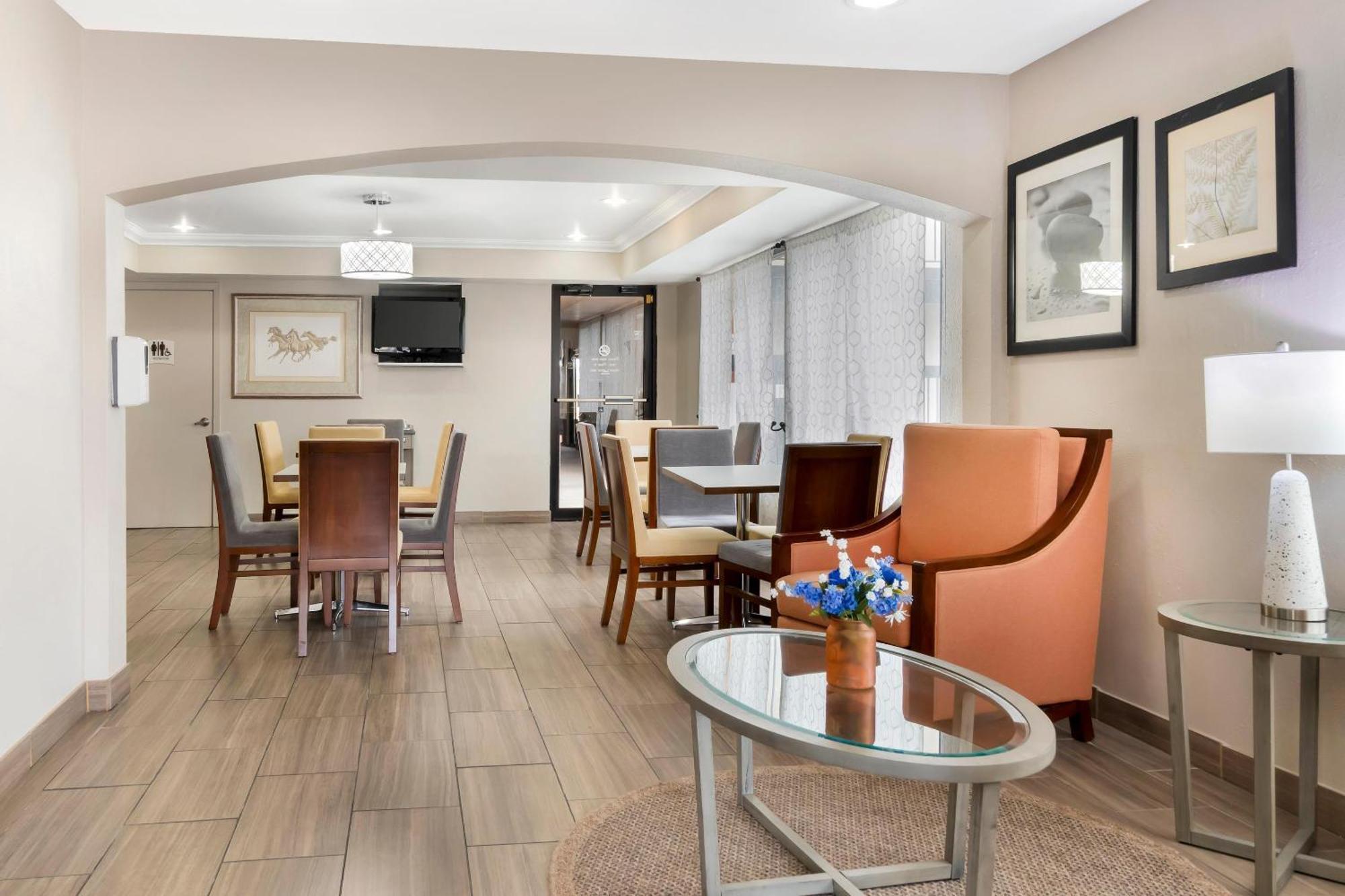 Quality Inn & Suites Decatur Priceville I-65 Eksteriør billede